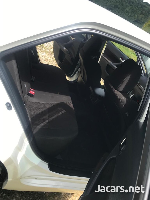 Toyota Mark X 2,5L 2016-6