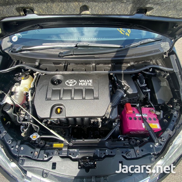 Toyota Wish 1,8L 2013-9