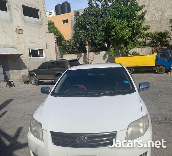 Toyota Axio 1,5L 2012-12
