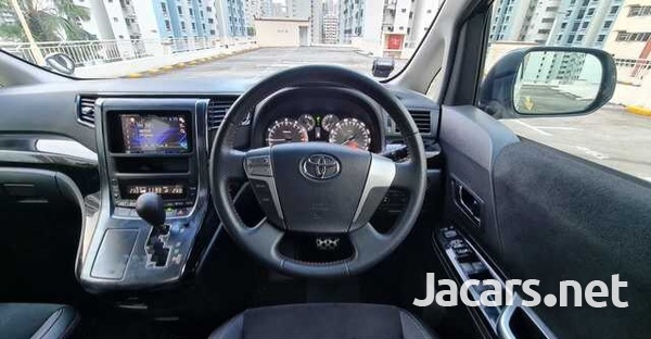 Toyota Vellfire 2,3L 2014-15
