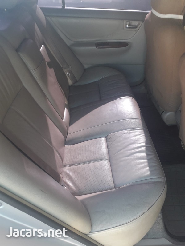 Toyota Corolla Altis 1,8L 2004-4