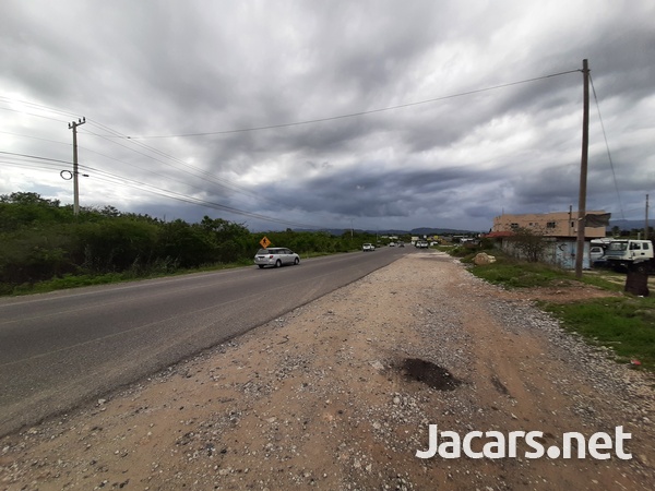 Commercial land In mineral heights Clarendon-10