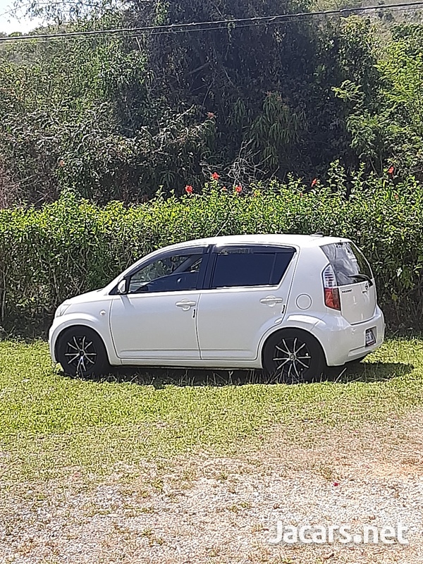 Toyota Passo 1,3L 2008-1
