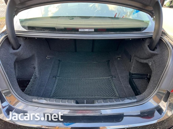 BMW 3-Series 2,0L 2014-4