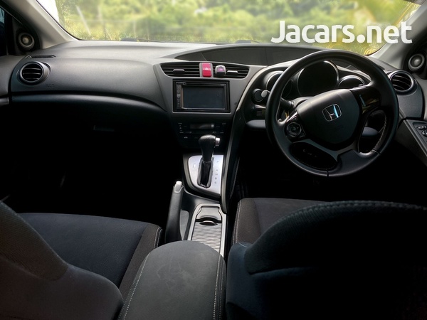 Honda Civic 1,8L 2015-3