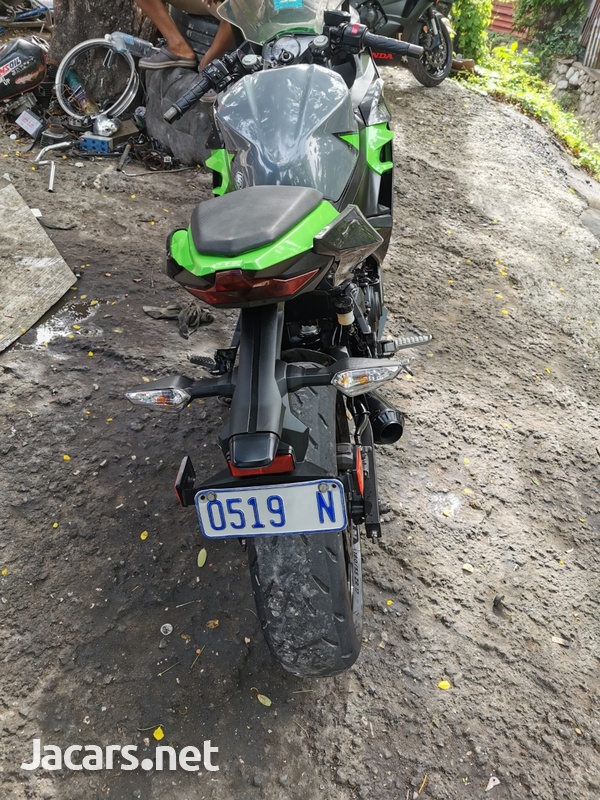 2019 Kawasaki Ninja 400-9