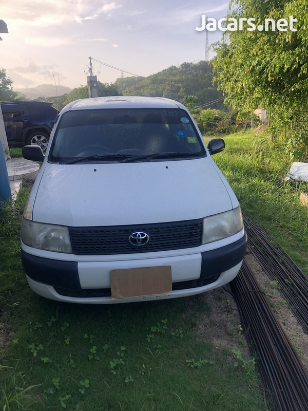 Toyota Probox 1,3L 2013-1