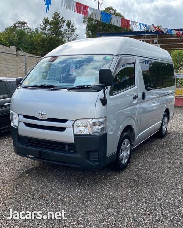 Toyota Hiace 2,5L 2015-1