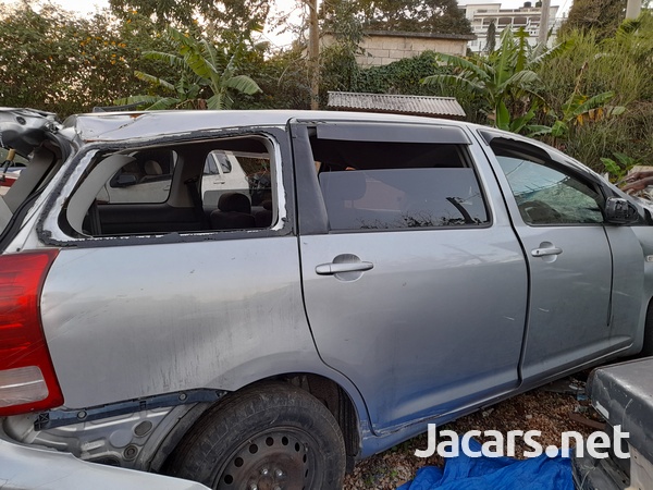 Toyota Wish 1,8L 2006-4