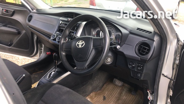 Toyota Fielder 1,5L 2013-9