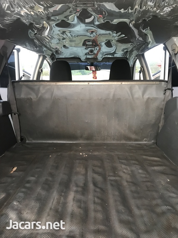 Nissan AD Wagon 1,2L 2013-6