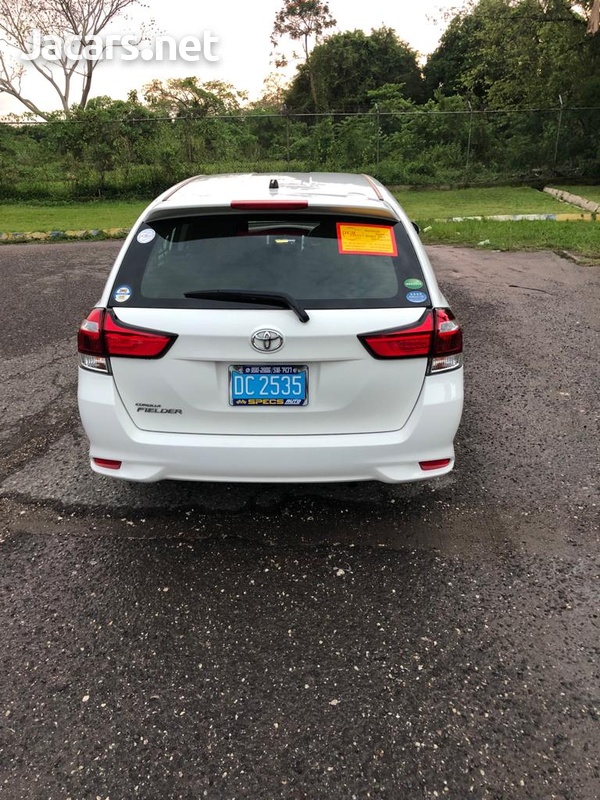 Toyota Fielder 1,6L 2016-5