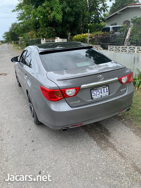 Toyota Mark X 2,5L 2011-5