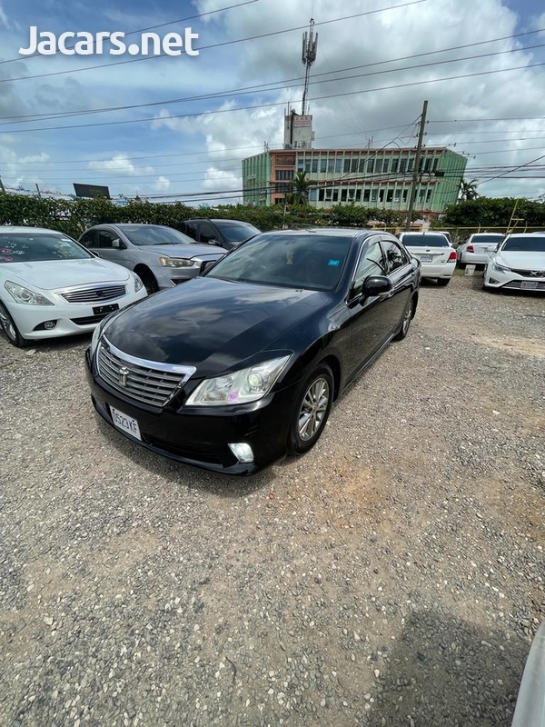 Toyota Crown 2,5L 2010-7