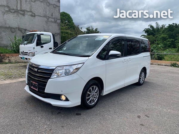 Toyota Noah 2,0L 2016-2