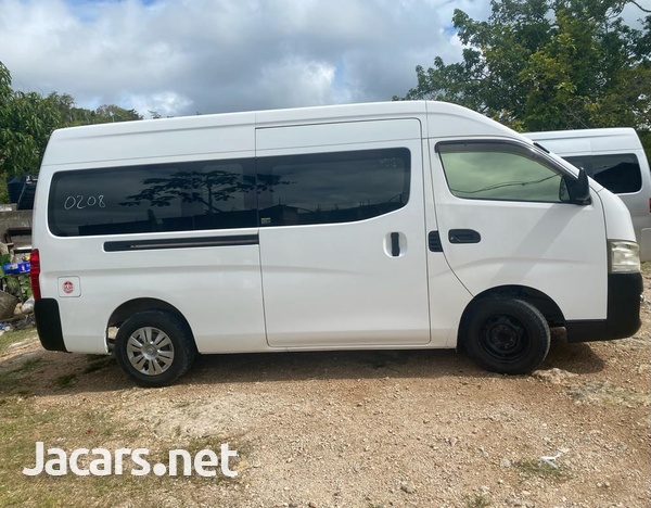 Nissan Caravan 2,5L 2011-9