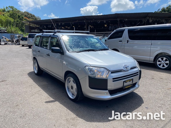 Toyota Probox 1,3L 2017-3