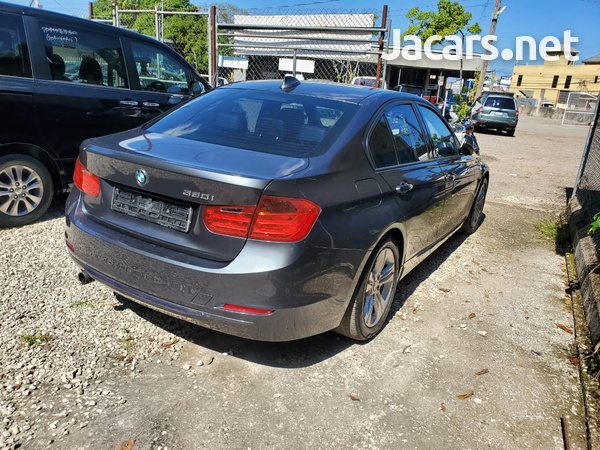 BMW 3-Series 2,0L 2012-7