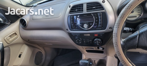 Toyota RAV4 2,0L 2001-6