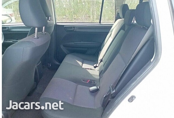 Toyota Fielder 1,5L 2017-8
