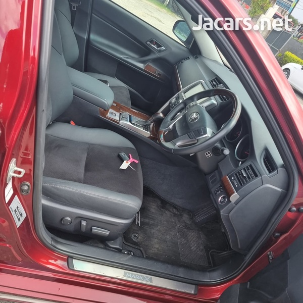 Toyota Mark X 2,5L 2015-9