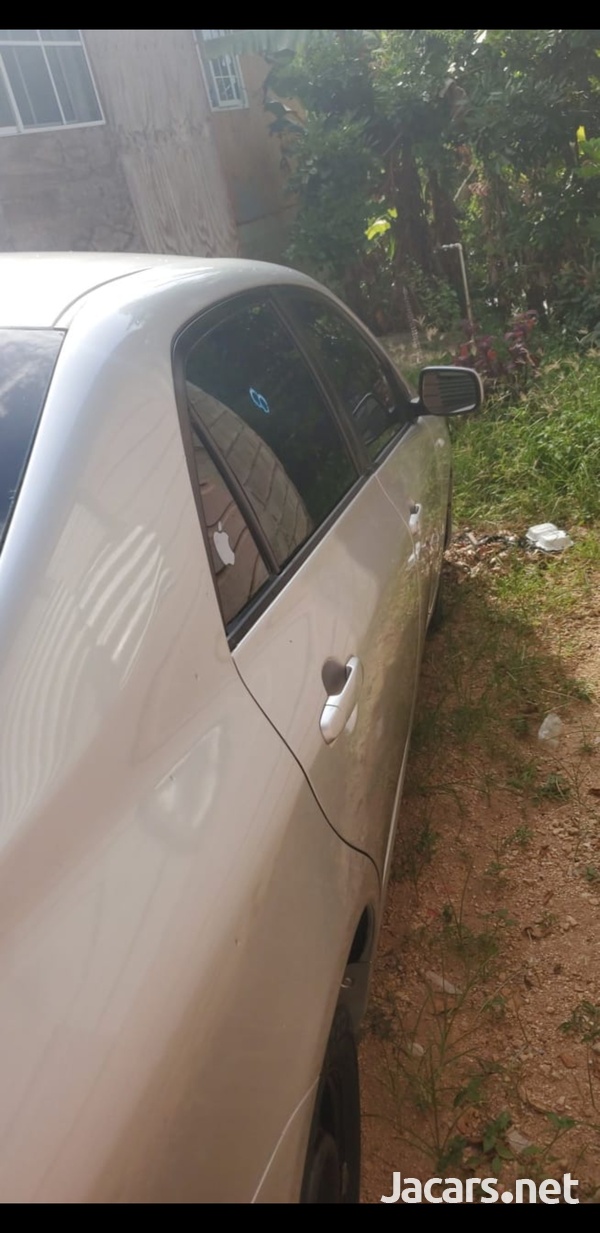 Toyota Corolla 1,8L 2009-8