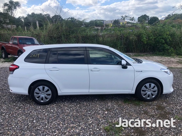 Toyota Fielder 1,5L 2016-5