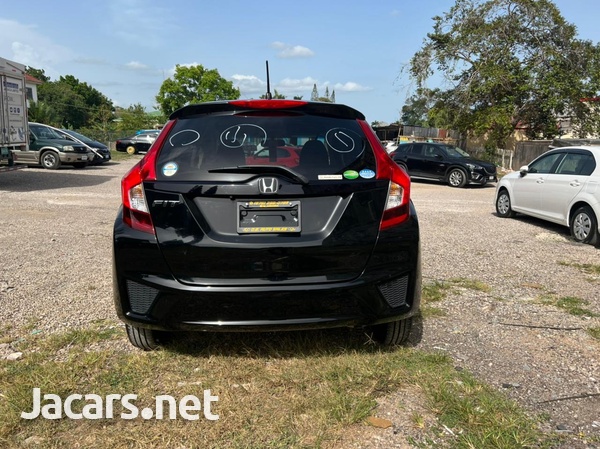 Honda Fit 1,5L 2015-11