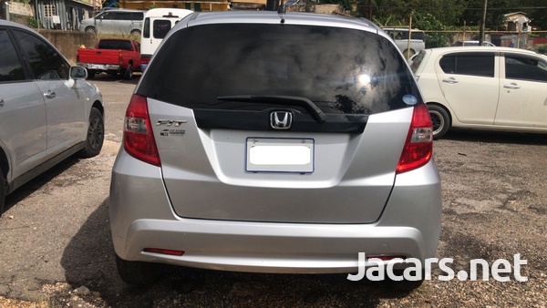 Honda Fit 1,3L 2013-4