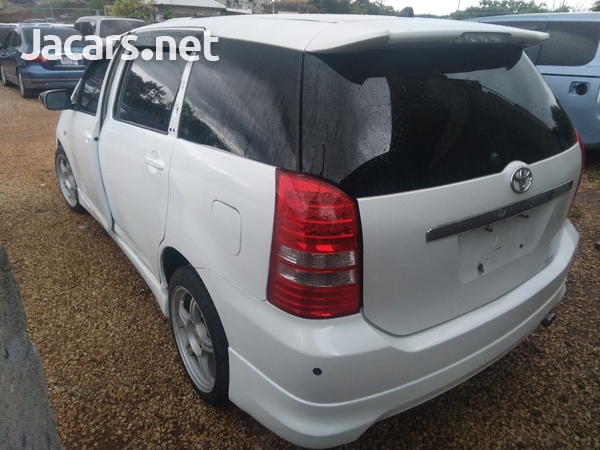 Toyota Wish 2,0L 2003-2