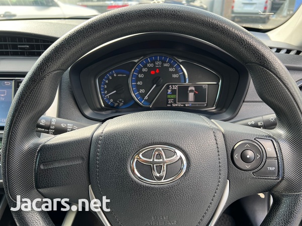 Toyota Fielder 1,5L 2017-7