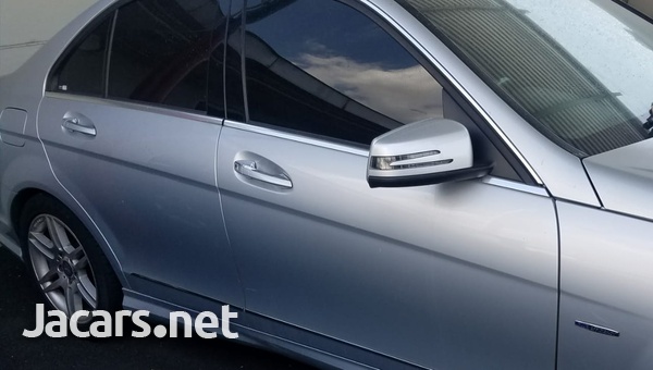 Mercedes-Benz C-Class 2,0L 2011-6
