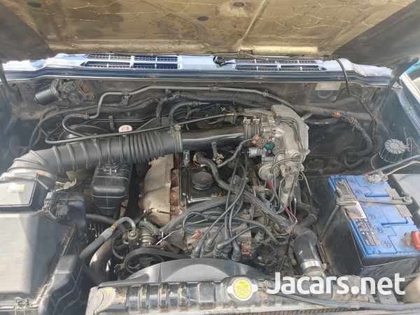 Mitsubishi Pajero 1,8L 1997-4