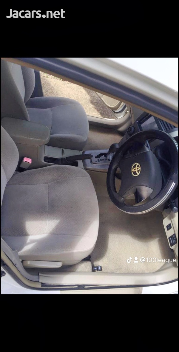 Toyota Axio 1,5L 2008-5