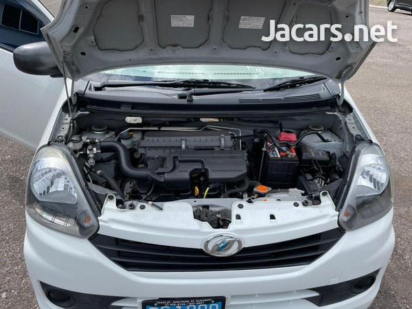Daihatsu MIRA 0,7L 2015-13