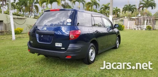Nissan AD Wagon 1,5L 2015-4
