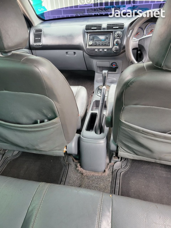 Honda Civic 1,7L 2003-6