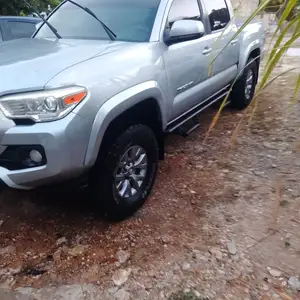 2019 Toyota Tacoma, Saint Ann