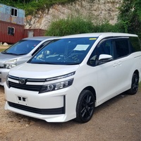 Toyota Voxy 2,0L 2017 Toyota Voxy 2,0L 2017