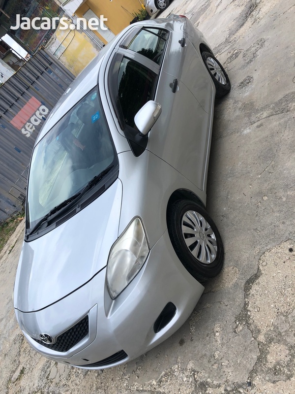 Toyota Belta 1,2L 2012-6