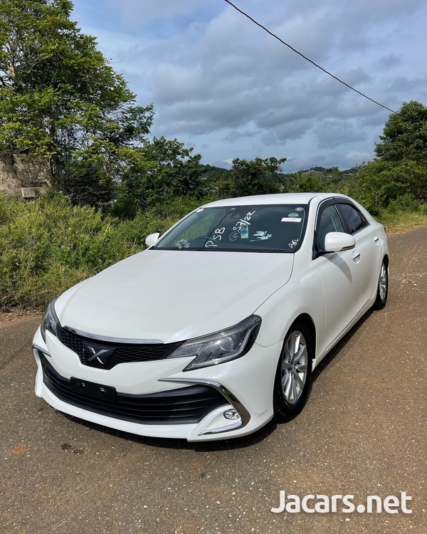 Toyota Mark X 2,5L 2016-2