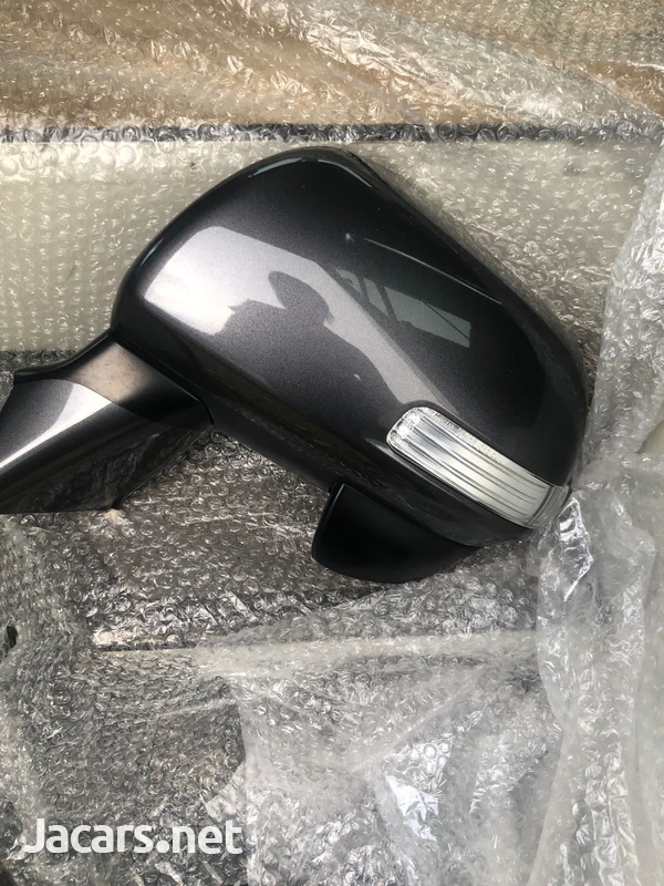 Genuine Toyota Voxy and Noah parts-5