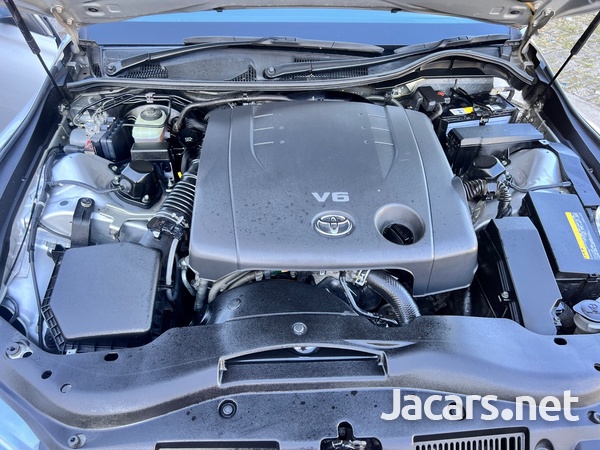 Toyota Mark X 2,5L 2013-8
