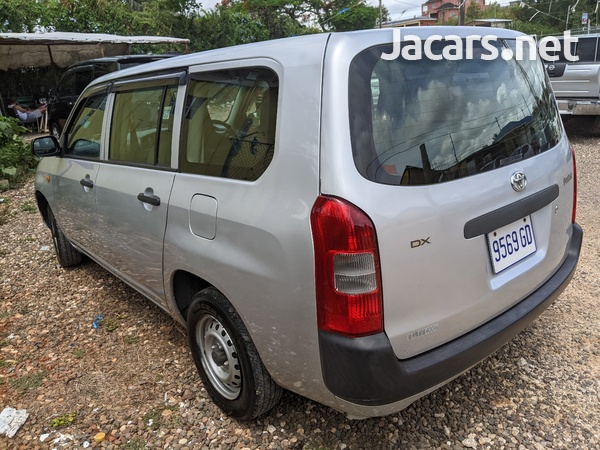 Toyota Probox 1,2L 2014-10