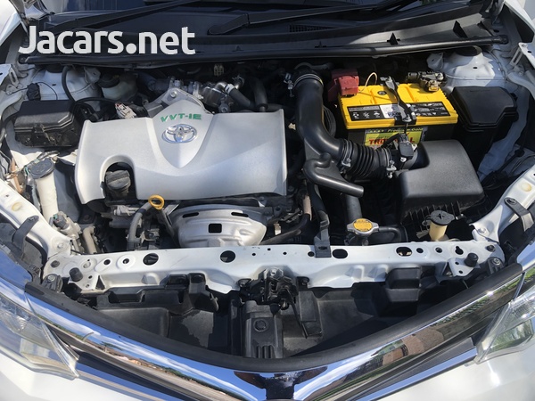 Toyota Axio 1,5L 2015-8