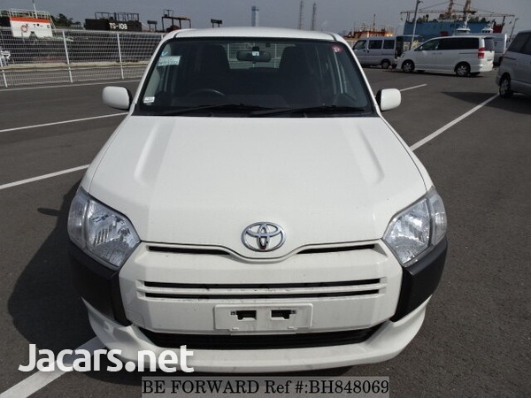 Toyota Probox 1,5L 2016-6