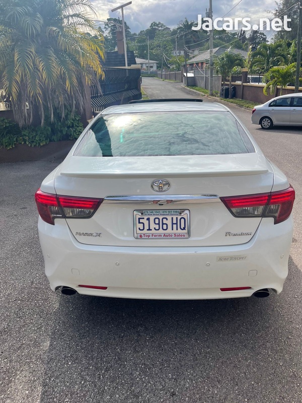 Toyota Mark X 2,5L 2013-4
