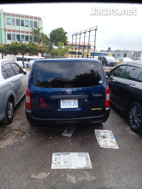 Toyota Probox 1,5L 2013-7