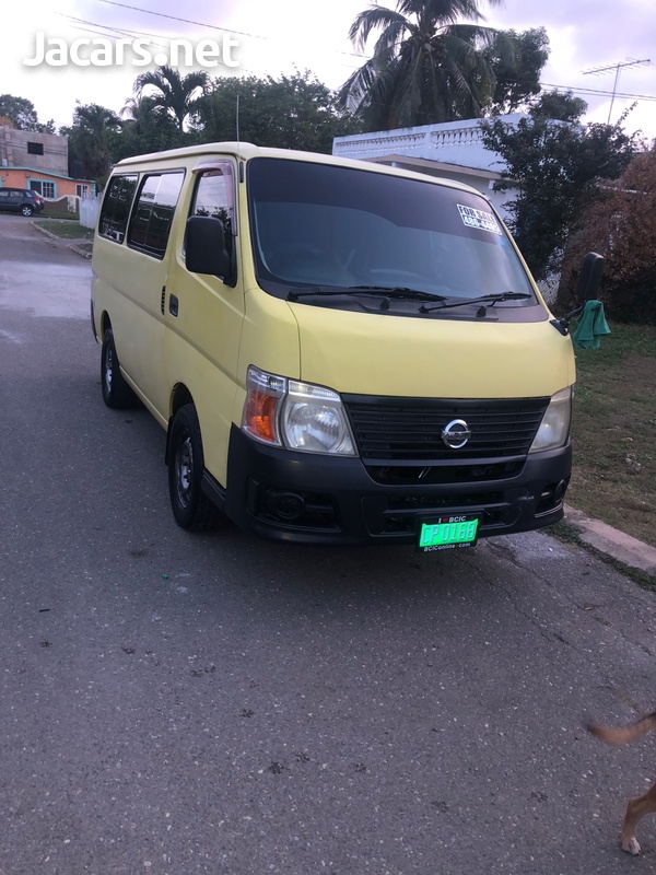 Nissan Caravan 2,5L 2008-1