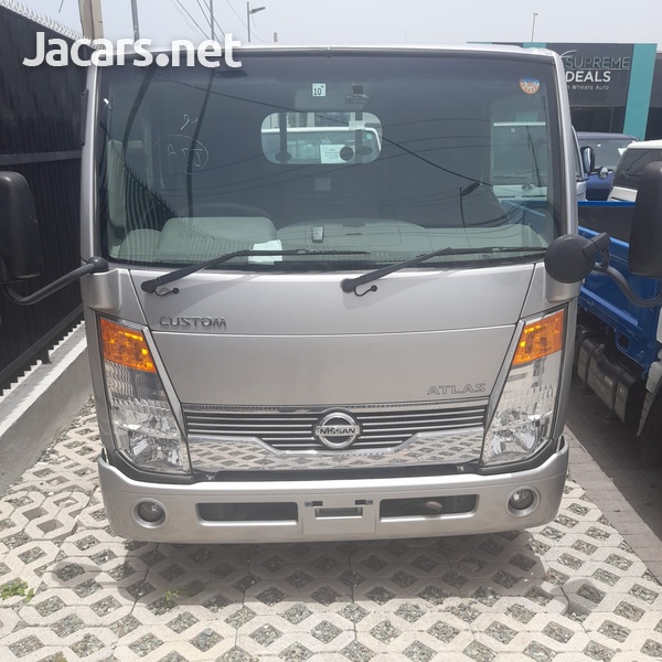 2014 Nissan Atlas-1